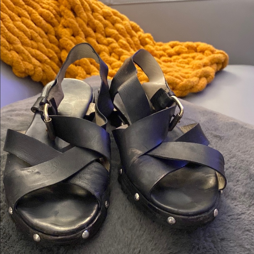 AGL Black Crisscross Leather Sandals